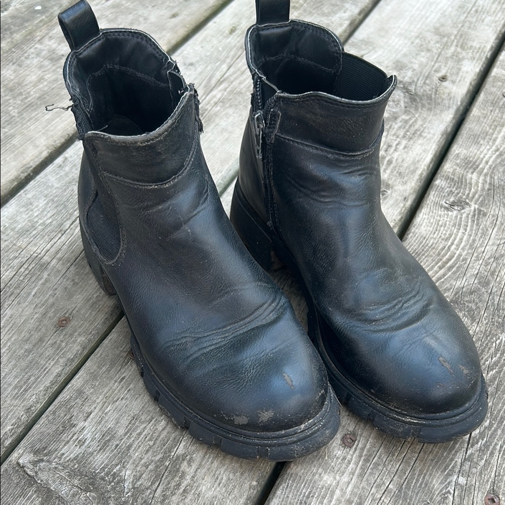 Steve Madden Kids Black Boots